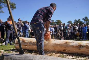 Fotogalería Fiesta de los Gabarreros en El Espinar 10 Fotografía: Miguel Angel Fernández