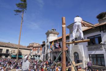 Fotogalería Fiesta de los Gabarreros en El Espinar 76 Fotografía: Miguel Angel Fernández