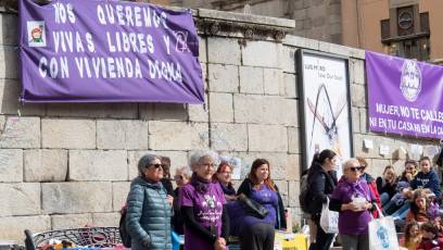 Fotogalería 8M en Segovia 43 Concentración y Actividades por el 8M. / CRISTINA BERNABÉ