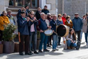 Fotogalería Corte y Colocación Pino Gabarrero en El Espinar 39 Fotografía: Luis Horcajada