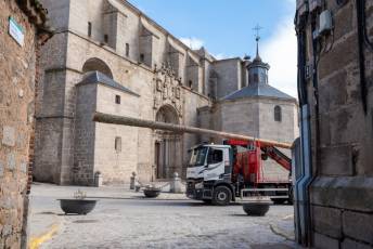 Fotogalería Corte y Colocación Pino Gabarrero en El Espinar 65 Fotografía: Luis Horcajada