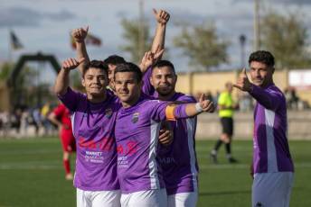 Fotogalería Victoria y Ascenso de Categoría CP Monteresma La Atalaya 11 Fotografía: Luis Horcajada