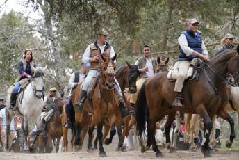 Fotogalería Romería Feria de Abril en Valsaín 55 Fotografía: Miguel Angel Fernández