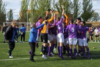 Fotogalería Victoria y Ascenso de Categoría CP Monteresma La Atalaya 2 Fotografía: Luis Horcajada