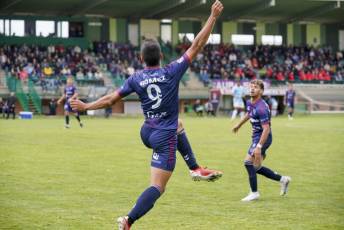 Fotogalería | Gimnastica Segoviana VS Unión Adarve 53 Fotografía: Miguel Angel Fernández
