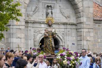 Fotogalería | Los vecinos de Navas de San Antonio celebran las fiestas en honor a su patrón 48 Fotografía: Miguel Angel Fernández