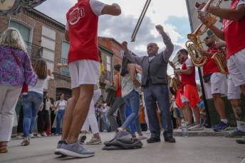 Fotogalería Procesión San Antonio de Padua en Navas de Oro 24 Fotografía: Miguel Angel Fernández