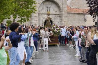 Fotogalería | Los vecinos de Navas de San Antonio celebran las fiestas en honor a su patrón 9 Fotografía: Miguel Angel Fernández