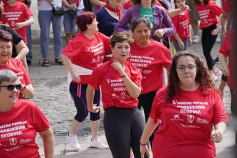 Fotogalería Marcha Popular Parkinson Segovia 27 Fotografía: Miguel Angel Fernández