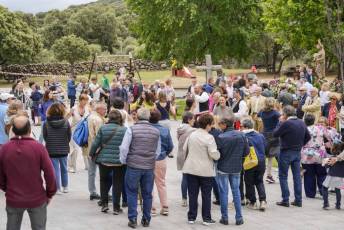Fotogalería | Los vecinos de Navas de San Antonio celebran las fiestas en honor a su patrón 23 Fotografía: Miguel Angel Fernández