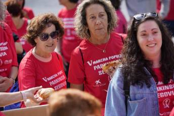 Fotogalería Marcha Popular Parkinson Segovia 29 Fotografía: Miguel Angel Fernández