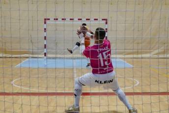 Fotogalería Desafío de Porteros en Pabellón Pedro Delgado 39 Fotografía: Miguel Angel Fernández