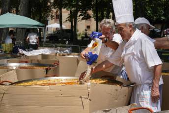 Fotogalería Paella Popular en La Fuencisla 10 Fotografía: Miguel Angel Fernández