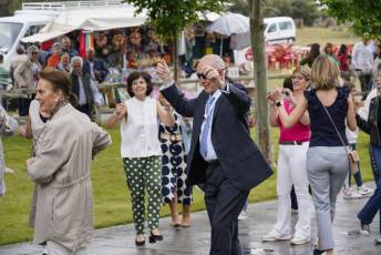 Fotogalería | Los vecinos de Navas de San Antonio celebran las fiestas en honor a su patrón 71 Fotografía: Miguel Angel Fernández