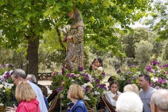 Fotogalería | Los vecinos de Navas de San Antonio celebran las fiestas en honor a su patrón 78 Fotografía: Miguel Angel Fernández