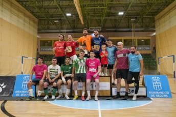 Fotogalería Desafío de Porteros en Pabellón Pedro Delgado 38 Fotografía: Miguel Angel Fernández