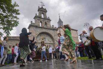 Fotogalería | Los vecinos de Navas de San Antonio celebran las fiestas en honor a su patrón 63 Fotografía: Miguel Angel Fernández
