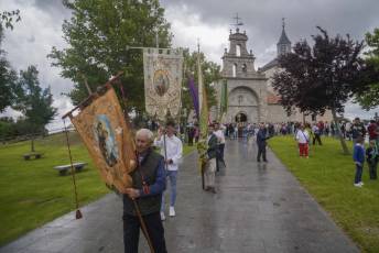 Fotogalería | Los vecinos de Navas de San Antonio celebran las fiestas en honor a su patrón 73 Fotografía: Miguel Angel Fernández