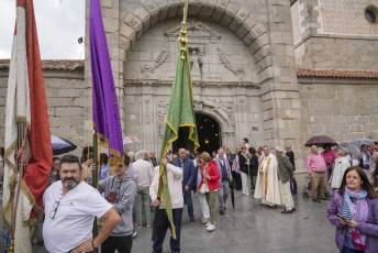 Fotogalería | Los vecinos de Navas de San Antonio celebran las fiestas en honor a su patrón 21 Fotografía: Miguel Angel Fernández