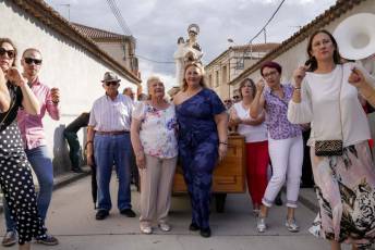 Fotogalería Procesión San Antonio de Padua en Navas de Oro 30 Fotografía: Miguel Angel Fernández