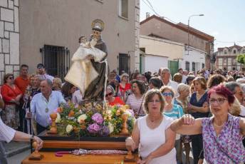 Fotogalería Procesión San Antonio de Padua en Navas de Oro 9 Fotografía: Miguel Angel Fernández