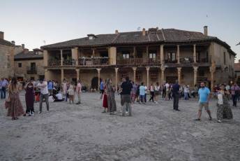 Fotogalería Concierto de las Velas en Pedraza 38 Fotografía: Miguel Angel Fernández