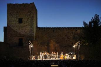 Fotogalería Concierto de las Velas en Pedraza 34 Fotografía: Miguel Angel Fernández