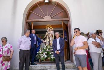 Fotogalería Misa y Procesión Fiestas del Carmen en la Estación del Espinar 34 Fotografía: Miguel Angel Fernández
