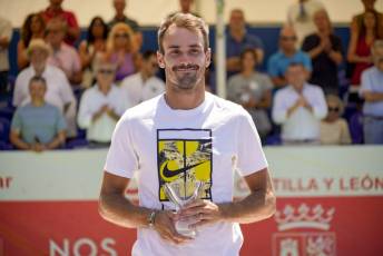 Fotogalería Final Tenis Open Castilla y León-Villa El Espinar 5 Fotografía: Miguel Angel Fernández