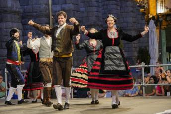 Fotogalería XXXV Festival Folclórico Internacional "La Esteva" 37 Fotografía: Miguel Angel Fernández