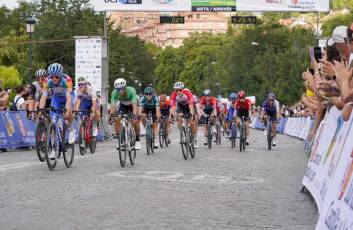 Fotogalería XXXVII Vuelta Internacional Castilla y León 52 Fotografía: Miguel Angel Fernández