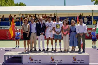 Fotogalería Final Tenis Open Castilla y León-Villa El Espinar 27 Fotografía: Miguel Angel Fernández