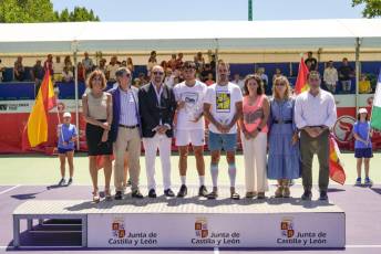 Fotogalería Final Tenis Open Castilla y León-Villa El Espinar 30 Fotografía: Miguel Angel Fernández