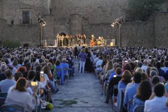 Fotogalería Concierto de las Velas en Pedraza 3 Fotografía: Miguel Angel Fernández