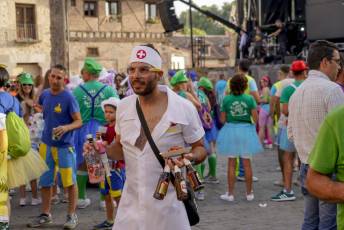 Fotogalería Pregón e Inicio Fiestas Barrio San Lorenzo 53 Fotografía: Miguel Angel Fernández