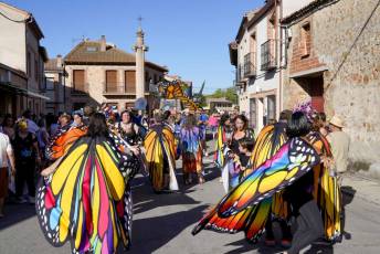 Fotogalería Desfile de Carrozas en Fuentepelayo 8 Fotografía: Miguel Angel Fernández