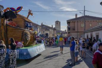 Fotogalería Desfile de Carrozas en Fuentepelayo 10 Fotografía: Miguel Angel Fernández