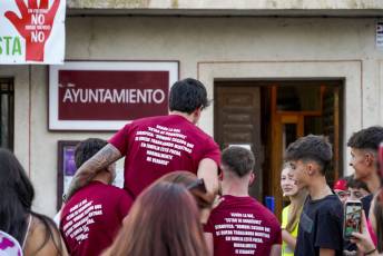 Fotogalería Inicio Fiestas Torrecaballeros 13 Fotografía: Miguel Angel Fernández