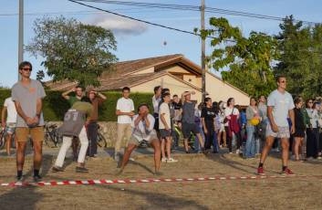 Fotogalería Campeonato del Mundo de Lanzamiento de Huevo en Navas de Riofrío 13 Fotografía: Miguel Angel Fernández