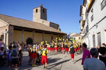 Fotogalería Desfile de Carrozas en Fuentepelayo 20 Fotografía: Miguel Angel Fernández