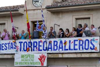 Fotogalería Inicio Fiestas Torrecaballeros 11 Fotografía: Miguel Angel Fernández