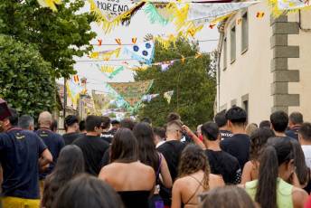 Fotogalería Pregón e Inicio Fiestas en Navafría 53 Fotografía: Miguel Angel Fernández