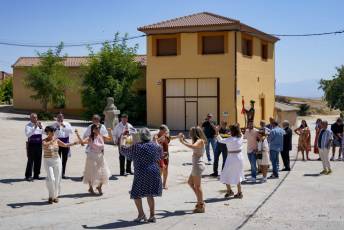 Fotogalería Procesión San Roque en Tabladillo 24 Fotografía: Miguel Angel Fernández