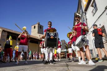 Fotogalería Desfile de Carrozas en Fuentepelayo 3 Fotografía: Miguel Angel Fernández