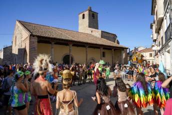 Fotogalería Desfile de Carrozas en Fuentepelayo 5 Fotografía: Miguel Angel Fernández