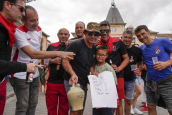 Fotogalería Campeonato de Botijo en Bernardos 33 Fotografía: Miguel Angel Fernández