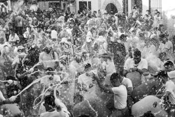 Fotogalería Pregón e Inicio Fiestas Barrio San Lorenzo 71 Fotografía: Miguel Angel Fernández