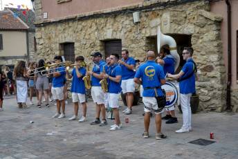 Fotogalería Pregón e Inicio Fiestas en Navafría 15 Fotografía: Miguel Angel Fernández