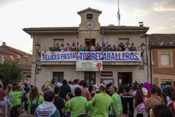 Fotogalería Inicio Fiestas Torrecaballeros 18 Fotografía: Miguel Angel Fernández