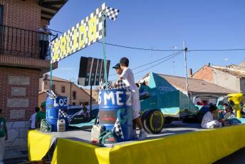 Fotogalería Desfile de Carrozas en Fuentepelayo 17 Fotografía: Miguel Angel Fernández
